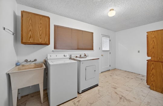 9723 Parktree Way-35