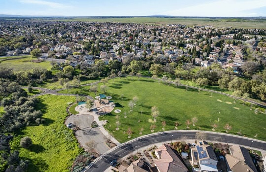 1570 Parkside Way-72