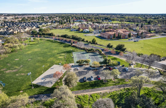 1570 Parkside Way-73