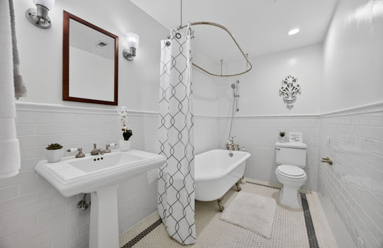 2290 Woodside Lane 1-35