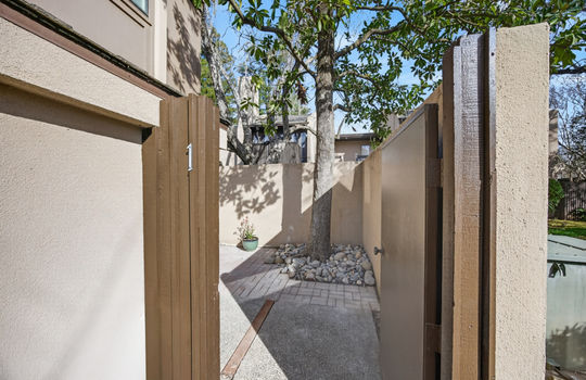 2290 Woodside Lane 1-4