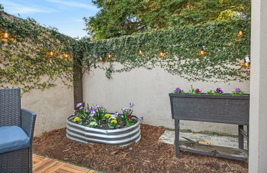 2290 Woodside Lane 1-42