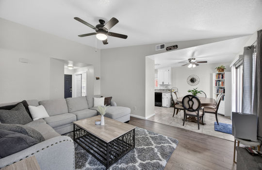 9067 La Maison Circle-10