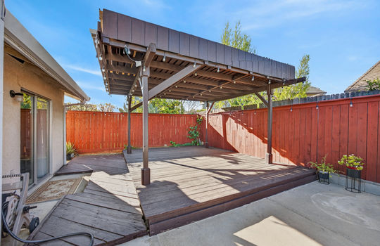 9067 La Maison Circle-42