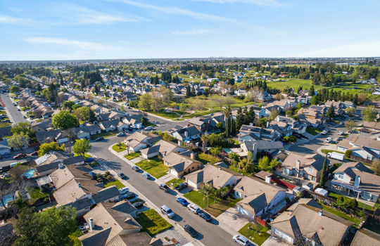 9067 La Maison Circle-45