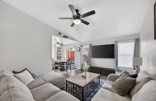 9067 La Maison Circle-8