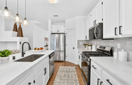 10090 Rojelio Court-18