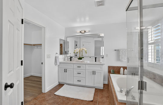 10090 Rojelio Court-40