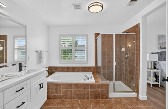 10090 Rojelio Court-41