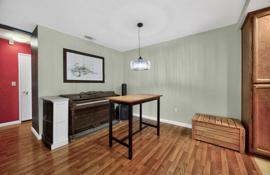 6439 Slipper Creek Lane-11