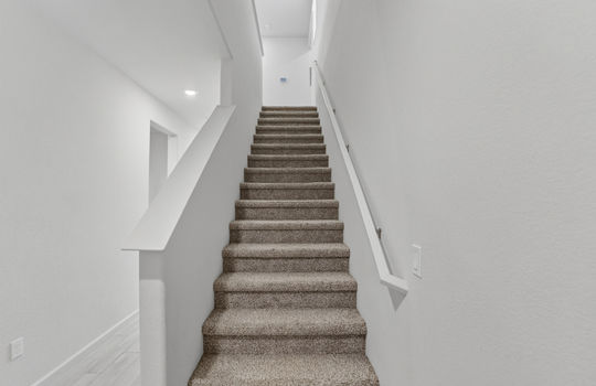 2103 Knotty Pine Way-21