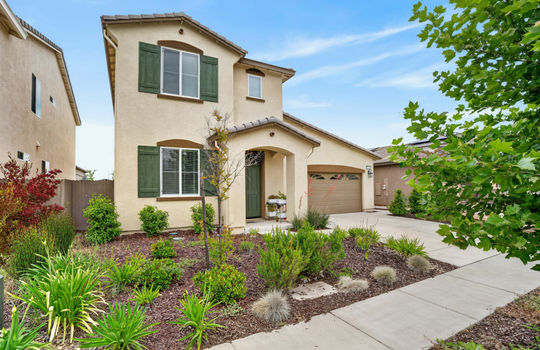 2103 Knotty Pine Way-3