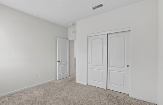 2103 Knotty Pine Way-30