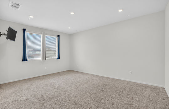 2103 Knotty Pine Way-31