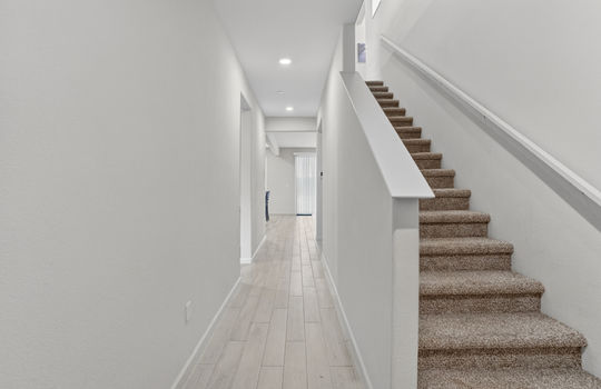 2103 Knotty Pine Way-4