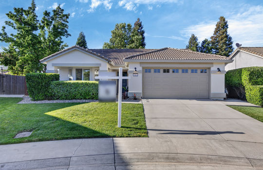9801 Savonna Court-1