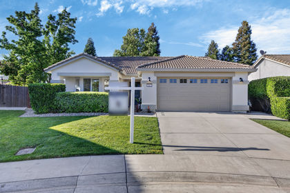 9801 Savonna Court-1