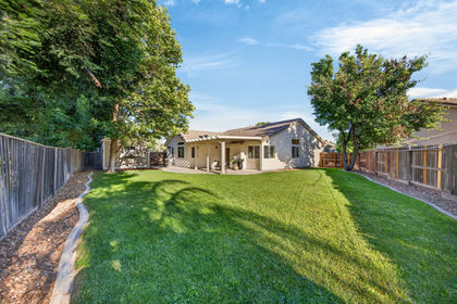 9801 Savonna Court-44