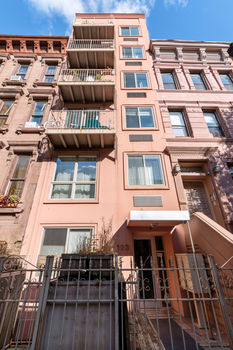 123W1314.BLDG.Jacob-Wood-real-estate-agent-Manhattan-Harlem-condo