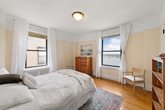 Jacob-Wood-real-estate-agent-manhattan-upper-west-side