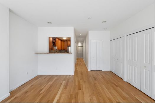 123W131.4.living2.medium.Jacob-Wood-real-estate-broker-new-york-city-harlem-condo