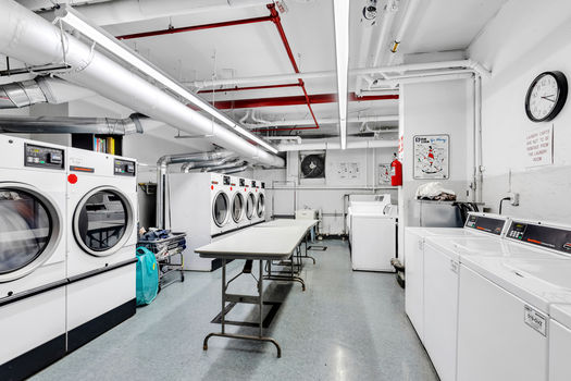 145E1512DElaundryJacob-Wood-real-estate-broker-new-york-gramercy-park-manhattan-coop