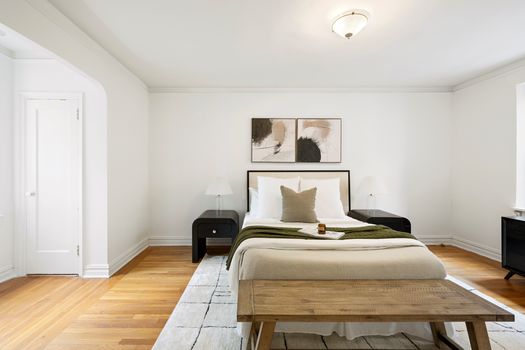 110W945Ebed2 Jacob-Wood-real-estate-agent-upper-west-side-coop