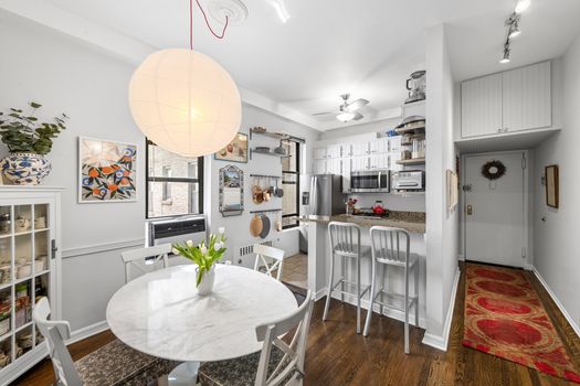 kitchen.staged copy
