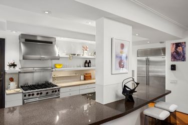 285-Riverside-Drive-11G-kitchen4-Jacob-Wood-real-estate-manhattan-coop-3-bedroom-upper-west-side-uws