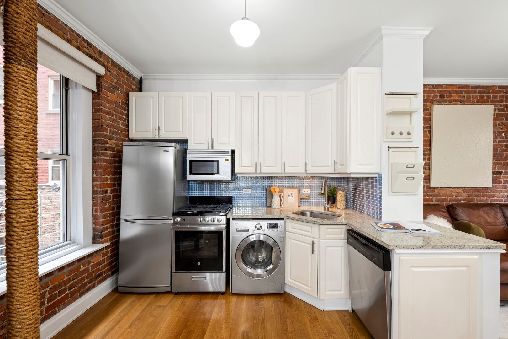 Jacob-wood-real-estate-1-bed-coop-west-village-manhattan-kitchen