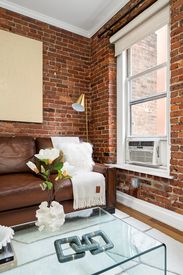 Jacob-wood-real-estate-1-bed-coop-west-village-manhattan-living2