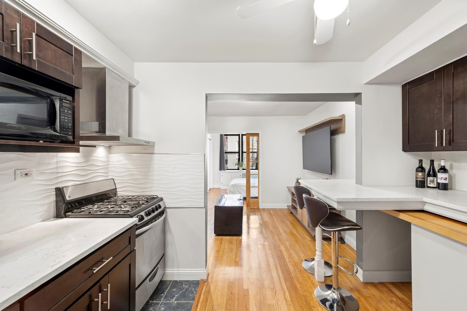 kitchen.jacob-wood-real-estate-rental-1-bed-kips-bay
