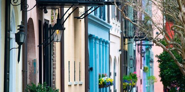 Exploring East Charlotte — 2025 Neighborhood, Lifestyle & Real‑Estate Guide