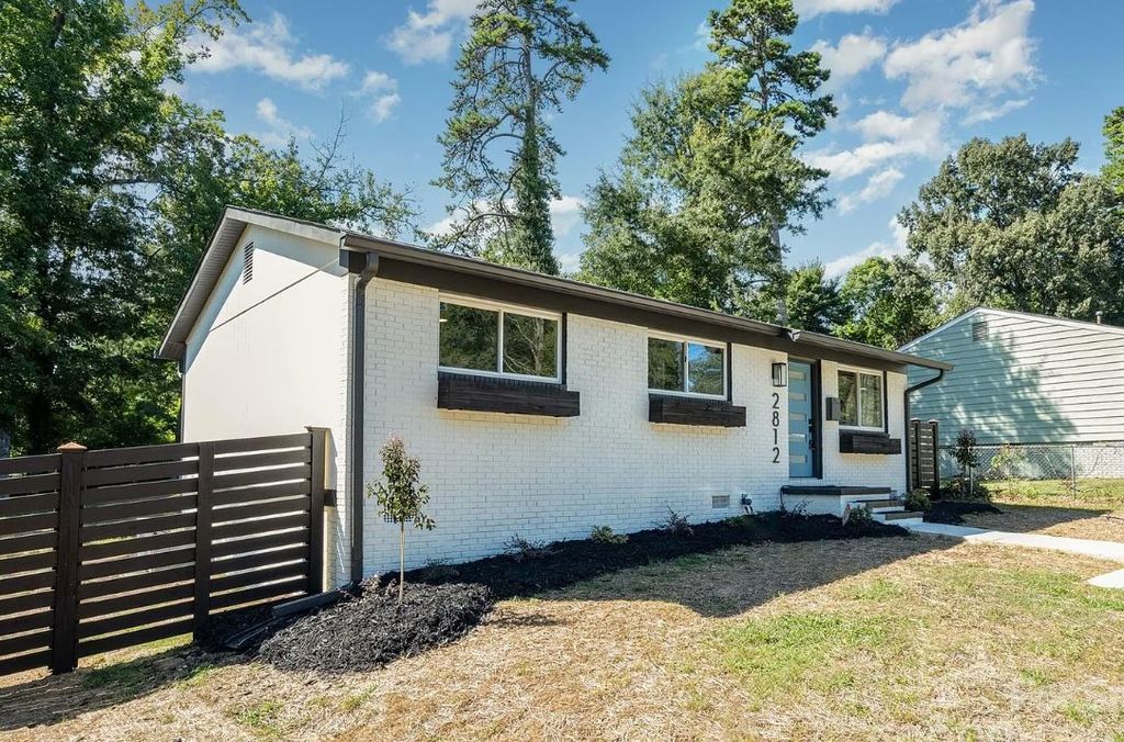 2812 Alleghany St - 3