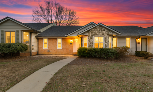 Living in Concord NC 1002 Kenilworth Court NW: A Standout …