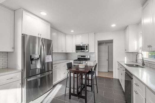 2400 Markham Ct Edit-15