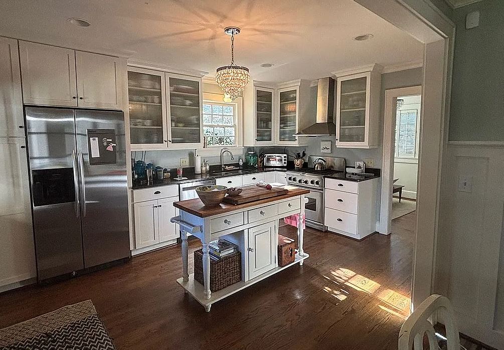 Discover the Charm of 2801 Idlewood Circle, Charlotte NC – A Fully Updated Myers Park Gem That’s Move-In Ready