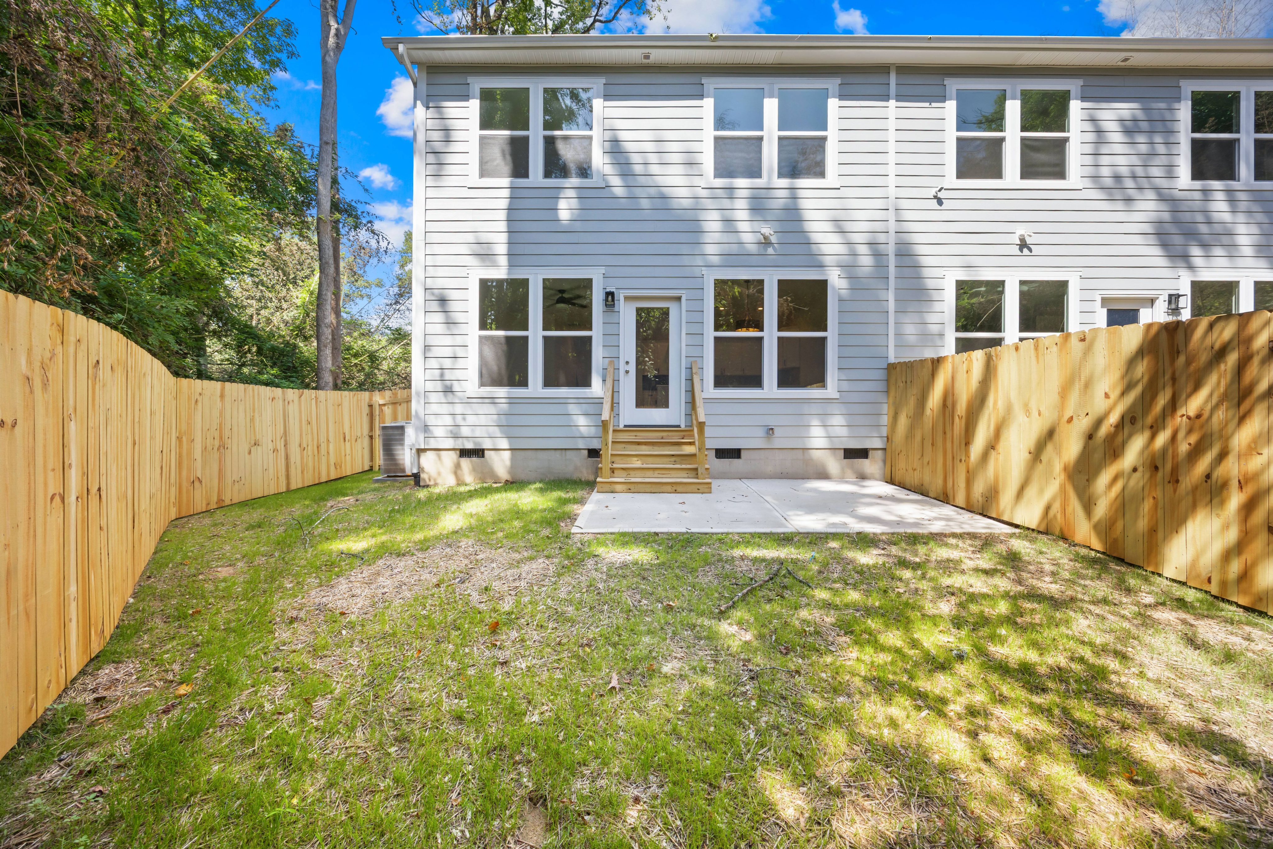 Private fenced backyard at 1940 Purser Drive