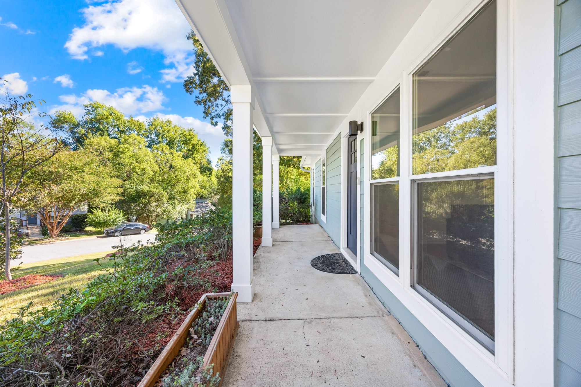Covered front porch at 4900 Cricklewood Lane