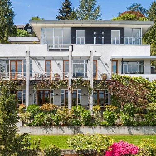 Seattle vs. Bellevue: Which City Should You Buy a Home In?