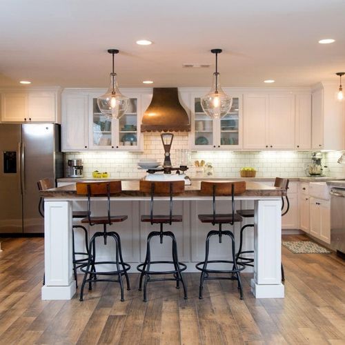 Choosing Between a Fixer-Upper and Move-In Ready in Seattle