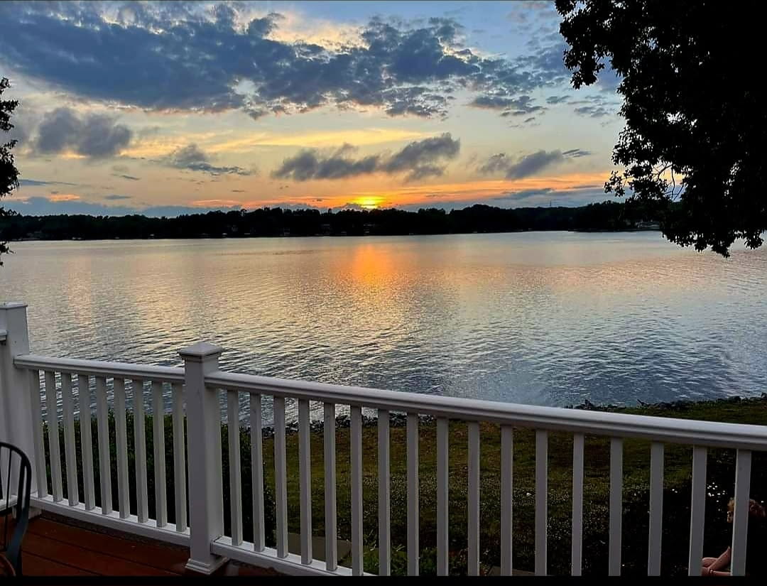 Lake Wylie- Waterfront