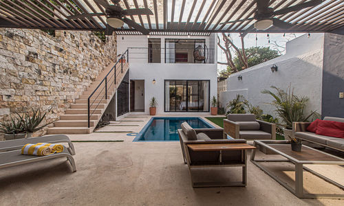 Casa Crescendo in Santa Ana