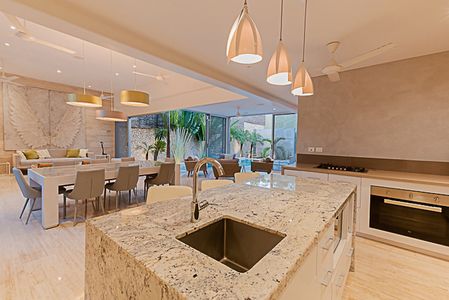 a17a21d9419f27a525de0d74b2149044