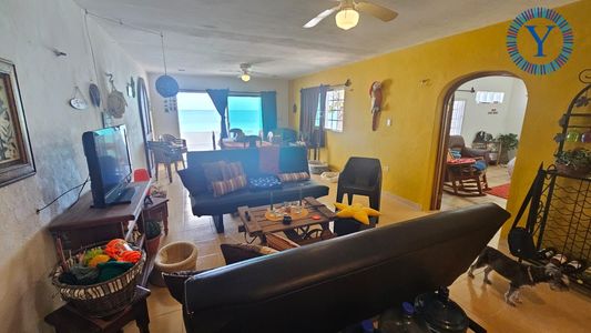 145641aa-14b5-4934-8d4d-6d6b1f9b2731