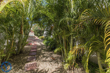 CasaLourdes.Watermark.18