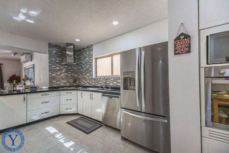 CasaUrbana.Watermark.8