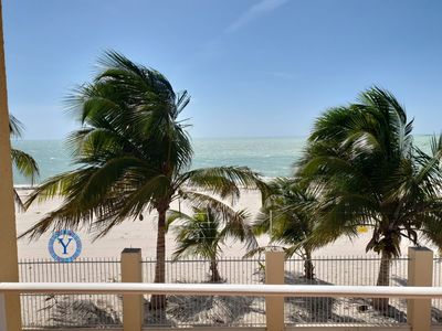 b18612b0-ca36-4933-a0cb-8033892327e3