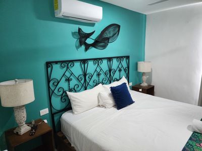 cfa1b123-0778-4872-8796-56e78d9c5c4a