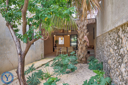 Casa.ChenBech.Watermark50